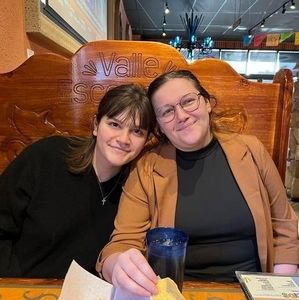 Meet your Posher, Lynn